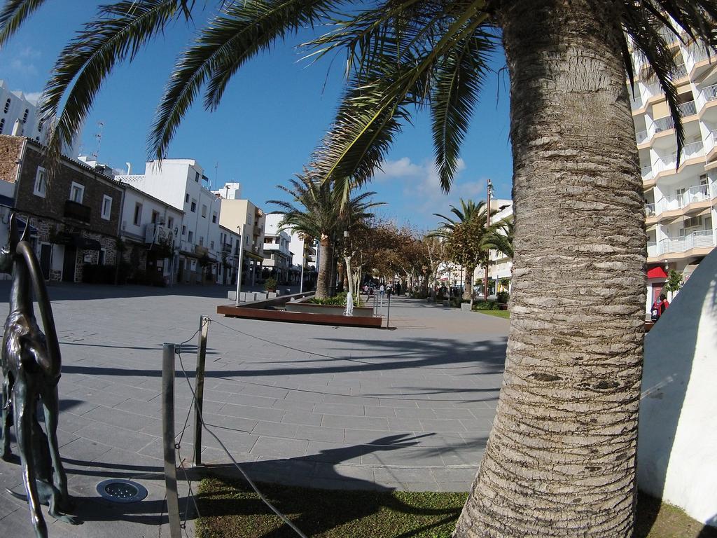Hostal Mayol Санта Еулалия дел Рио Екстериор снимка