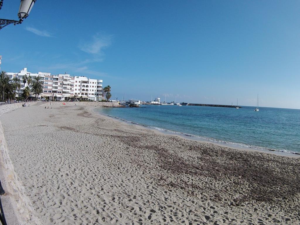 Hostal Mayol Санта Еулалия дел Рио Екстериор снимка